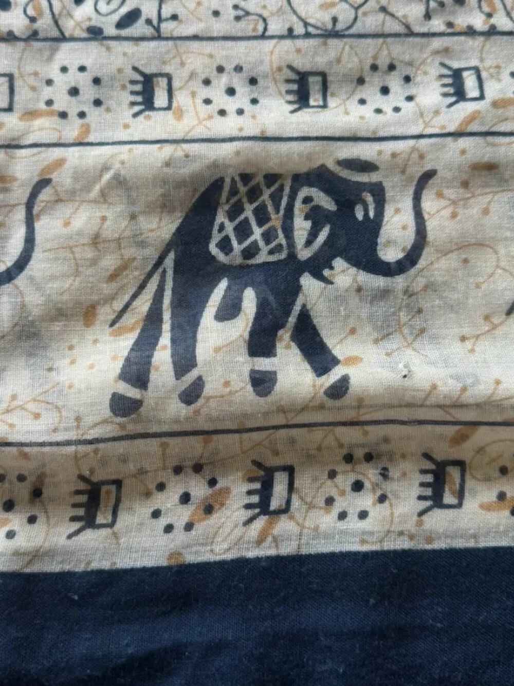 Studio S infinity scarf with Elephants OS (M1)